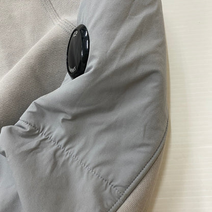 【中古品】【メンズ】 C.P.COMPANY シーピーカンパニー ZIP HOODIE 12CMSS116A 005086W ジップ フーディー トップス 141-260518-ks-14-tei サイズ：L カラー：グレー 万代Net店