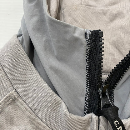 【中古品】【メンズ】 C.P.COMPANY シーピーカンパニー ZIP HOODIE 12CMSS116A 005086W ジップ フーディー トップス 141-260518-ks-14-tei サイズ：L カラー：グレー 万代Net店