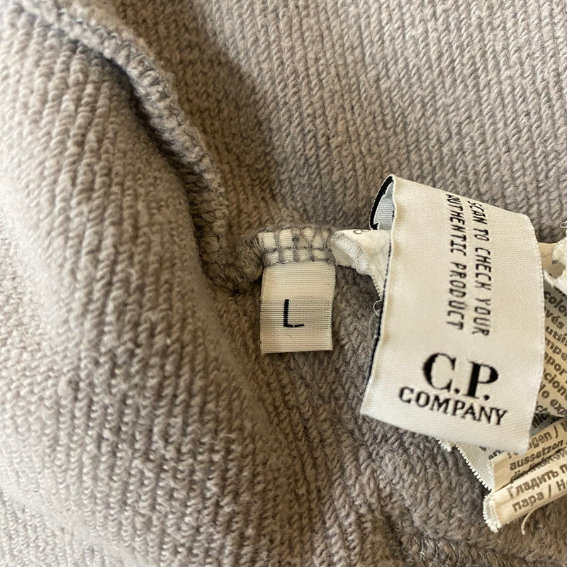 【中古品】【メンズ】 C.P.COMPANY シーピーカンパニー ZIP HOODIE 12CMSS116A 005086W ジップ フーディー トップス 141-260518-ks-14-tei サイズ：L カラー：グレー 万代Net店