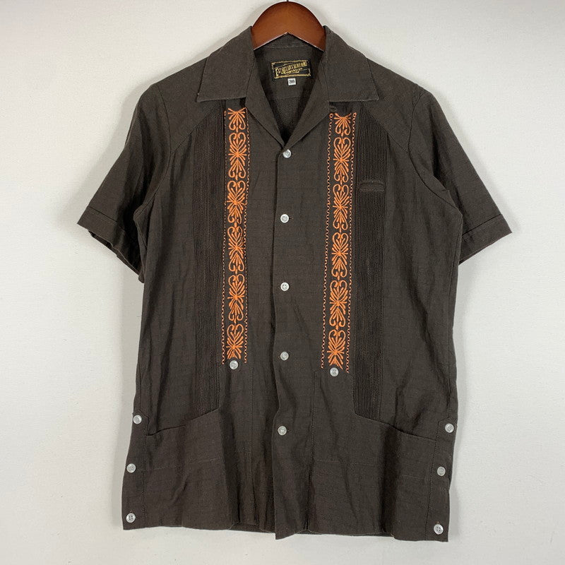 【中古品】【メンズ】 ESTRELLA STANDARD GUAYABERA エストレヤ スタンダード グァジャベーラ CUBAN SHIRT キューバ シャツ トップス 半袖 ボタンダウン 147-260514-ko-05-tei サイズ：36 カラー：ブラウン 万代Net店