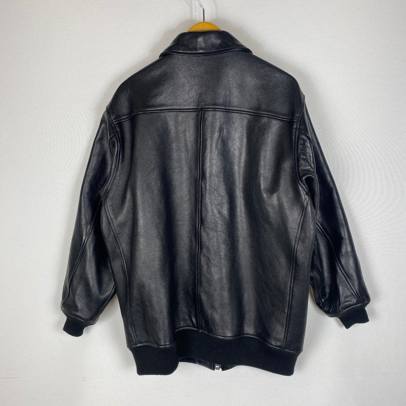 【中古品】【メンズ】 SCHOTT ショット × FREAKS STORE フリークスストア 別注 コラボ LAMB LEATHER RIDER JACKET 782-3250082 ラムレザー ライダース ジャケット アウター 145-260518-ks-10-tei サイズ：L カラー：ブラック 万代Net店