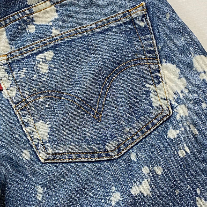 【中古品】【メンズ】 Levi's リーバイス BLEACHED DENIM PANTS ブリーチ デニムパンツ ボトムス ジーンズ Gパン ボタン裏刻印 252 156-260518-ks-24-tei カラー：インディゴ 万代Net店