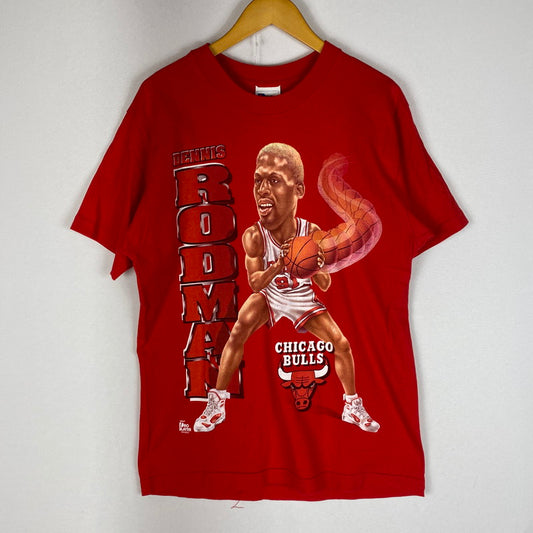 【中古品】【メンズ】 PROLAYER プロプレイヤー 90's DENIS RODMAN TEE 90年代 デニスロッドマン Tシャツ 半袖 トップス 145-260518-ks-04-tei サイズ：M カラー：レッド 万代Net店