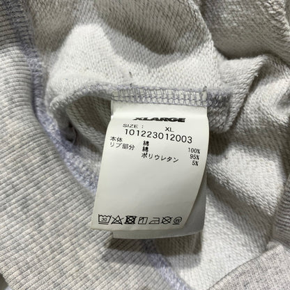 【中古品】【メンズ】 X-LARGE エクストララージ COLLEGE LOGO CREWNECK SWEAT 101223012003 カレッジロゴ クルーネック スウェット 長袖 トップス トレーナー 142-260703-yo-17-tei サイズ：XL カラー：グレー 万代Net店