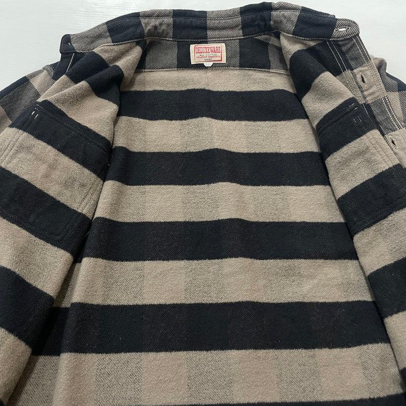【中古品】【メンズ】 DELUXE WARE デラックスウェア BUFFALO CHECK HEAVY NEL SHIRTS バッファローチェック ヘビーネルシャツ 長袖 トップス 145-260528-ss-02-fuzh サイズ：M カラー：グレー 万代Net店