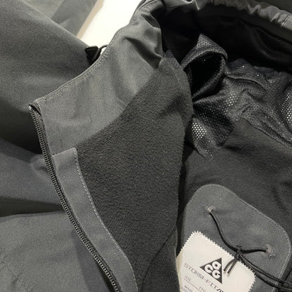 【中古品】【メンズ】 NIKE ACG ナイキ エーシージー CHENA VORTEX STORM‐FIT ADV GTX JACKET FV8891-060 チェナ ボルテックス ストーム ジャケット ライトアウター マウンテンパーカー 148-260523-ko-07-tei サイズ：XXL カラー：グレー 万代Net店
