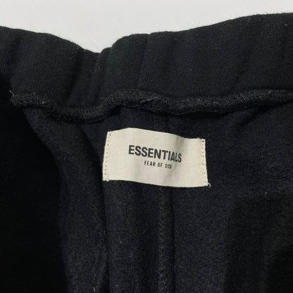 【中古品】【メンズ】 FEAR OF GOD ESSENTIALS フィアーオブゴッド エッセンシャルズ SIDE LINE SWEAT PANT サイドライン スウェット パンツ ボトムス イージーパンツ 153-260523-ko-22-tei サイズ：S カラー：ブラックホワイト 万代Net店