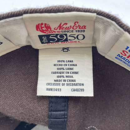 【中古品】【メンズ】 FEAR OF GOD ESSENTIALS フィアオブゴッド × NEW ERA ニューエラ 別注 コラボ FITTED CAP フィッテッド キャップ 帽子 185-260704-yo-14-tei サイズ：59.6cm カラー：ブラウン 万代Net店