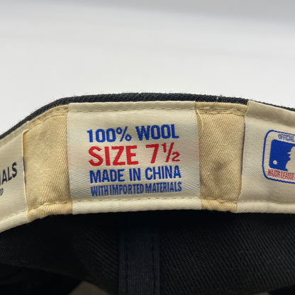 【中古品】【メンズ】 FEAR OF GOD ESSENTIALS フィアオブゴッド エッセンシャルズ × NEW ERA ニューエラ 別注 コラボ FITTED CAP フィットキャップ 帽子 ベースボールキャプ 185-260805-ko-05-tei カラー：ブラック 万代Net店