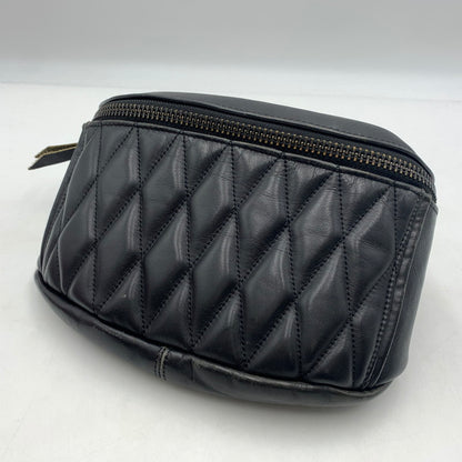 【現状渡し品】【メンズ】 schott ショット PADDED BODY BAG 3109023 パデッド ボディバッグ カバン レザーバッグ 188-260606-ko-10-tei カラー：ブラック 万代Net店