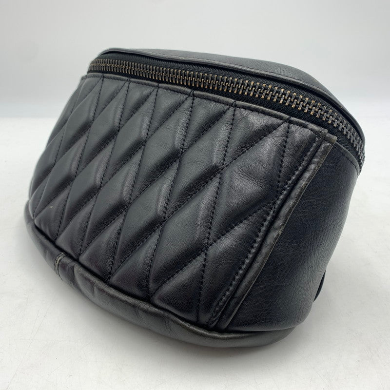 【現状渡し品】【メンズ】 schott ショット PADDED BODY BAG 3109023 パデッド ボディバッグ カバン レザーバッグ 188-260606-ko-10-tei カラー：ブラック 万代Net店