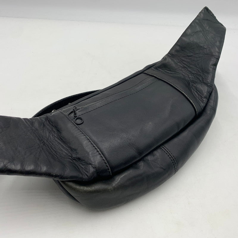【現状渡し品】【メンズ】 schott ショット PADDED BODY BAG 3109023 パデッド ボディバッグ カバン レザーバッグ 188-260606-ko-10-tei カラー：ブラック 万代Net店
