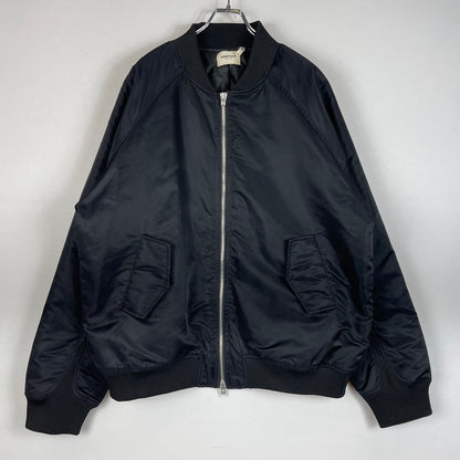 【中古品】【メンズ】 FEAR OF GOD ESSENTIALS フィアーオブゴッド エッセンシャルズ MA-1 FLIGHT JACKET MA-1 フライトジャケット アウター 142-260531-yo-04-tei サイズ：L カラー：ブラック 万代Net店