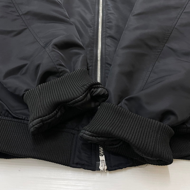 【中古品】【メンズ】 FEAR OF GOD ESSENTIALS フィアーオブゴッド エッセンシャルズ MA-1 FLIGHT JACKET MA-1 フライトジャケット アウター 142-260531-yo-04-tei サイズ：L カラー：ブラック 万代Net店