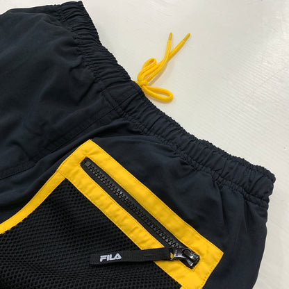 【中古品】【メンズ】 FR2 エフアールツー × FILA フィラ 別注コラボ LOGO NYLON PANTS 1080000000536 ロゴ ナイロン パンツ ボトムス 153-260730-sa-19-tei サイズ：M カラー：ネイビー 万代Net店