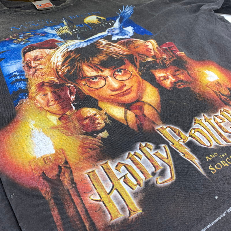 【中古品】【メンズ】 SAINT Mxxxxxx セント マイケル × HARRY POTTER ハリーポッター 別注 コラボ HP S/S TEE SORCERER'S STONE SM-HR1-0000-C44 ハリーポッター ショートスリーブ Tシャツ 半袖 トップス 142-260531-ko-17-tei サイズ：XXL カラー：ブラック 万代Net店