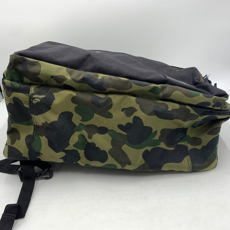 【中古品】【メンズ】 A BATHING APE アベイシングエイプ CAMO BAGPACK カモバッグパック カバン リュックサック デイパック 188-260606-ko-15-tei カラー：カモ 万代Net店