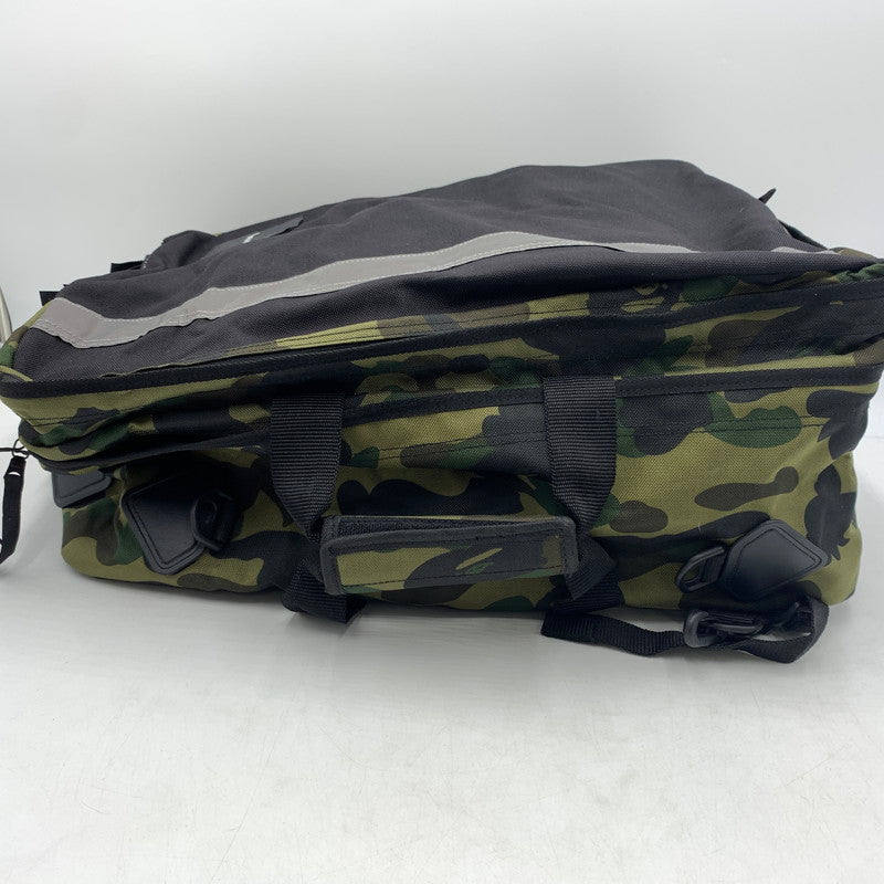 【中古品】【メンズ】 A BATHING APE アベイシングエイプ CAMO BAGPACK カモバッグパック カバン リュックサック デイパック 188-260606-ko-15-tei カラー：カモ 万代Net店