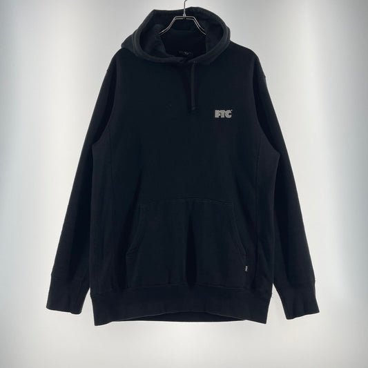 【現状渡し品】【メンズ】 FTC エフティーシー LOGO HOODIE ロゴ フーディ 長袖 トップス プルオーバーパーカー 142-260723-sa-15-tei サイズ：L カラー：ブラック 万代Net店