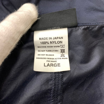 【中古品】【メンズ】 WAKE ウェイク × SQUEEZED DESIGN スクイーズド デザイン 別注 コラボ WIND SHIRT ウィンド シャツ ライトアウター ナイロンジャケット 140-260531-ko-03-tei サイズ：L カラー：ネイビー 万代Net店