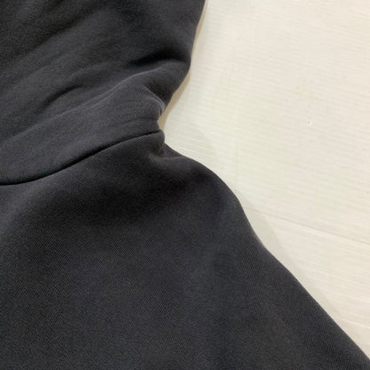 【中古品】【メンズ】 Fear of God ESSENTIALS フィアオブゴッド エッセンシャルズ CAMPUS 90's HOODIE キャンパス ナインティズ フーディ トップス プルオーバーパーカー 142-260524-ko-19-tei サイズ：L カラー：ブラック系 万代Net店