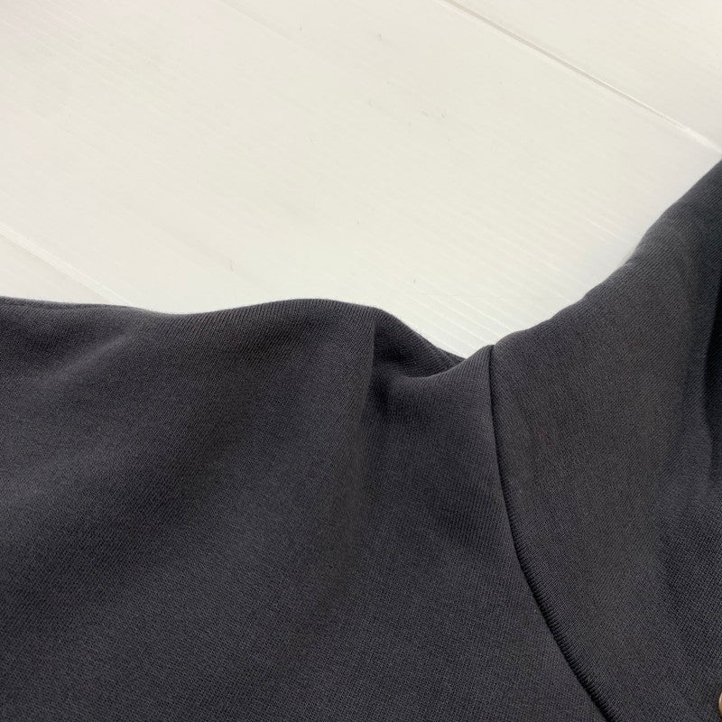 【中古品】【メンズ】 Fear of God ESSENTIALS フィアオブゴッド エッセンシャルズ CAMPUS 90's HOODIE キャンパス ナインティズ フーディ トップス プルオーバーパーカー 142-260524-ko-19-tei サイズ：L カラー：ブラック系 万代Net店