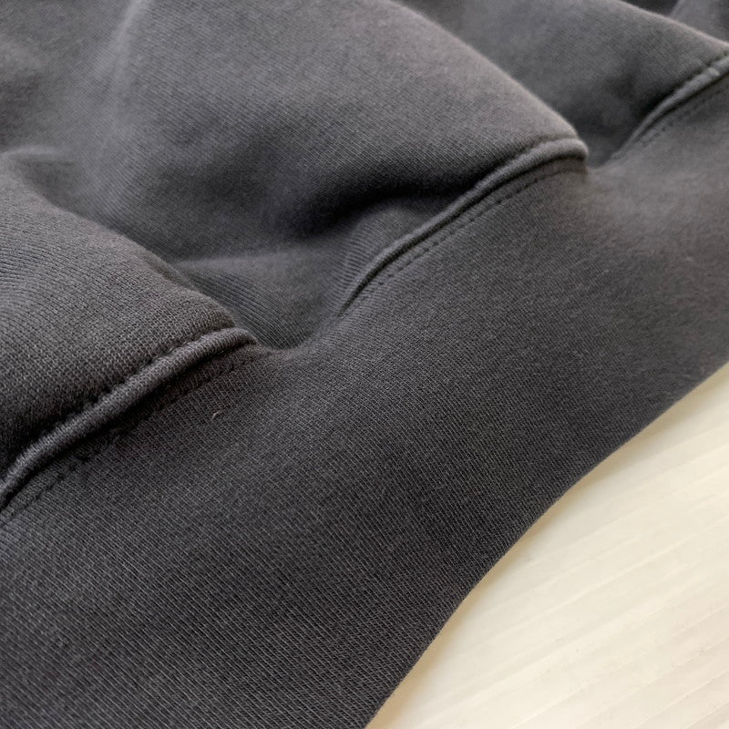 【中古品】【メンズ】 Fear of God ESSENTIALS フィアオブゴッド エッセンシャルズ CAMPUS 90's HOODIE キャンパス ナインティズ フーディ トップス プルオーバーパーカー 142-260524-ko-19-tei サイズ：L カラー：ブラック系 万代Net店