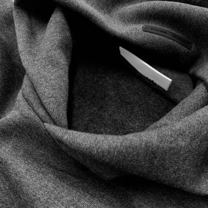 【中古品】【メンズ】 FOG ESSENTIALS フィアオブゴッド エッセンシャルズ CLASSIC HOODIE クラシック フーディ トップス プルオーバーパーカー 142-260530-ko-05-tei サイズ：L カラー：グレー 万代Net店