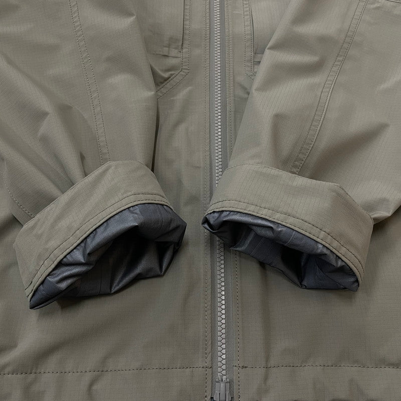 【中古品】【メンズ】 THE NORTH FACE ザ・ノースフェイス HIKERS JACKET GORE-TEX NP12610 ハイカーズジャケット ライトアウター ナイロンジャケット 144-260603-ss-03-tei サイズ：M カラー：ストーンスラブ 万代Net店