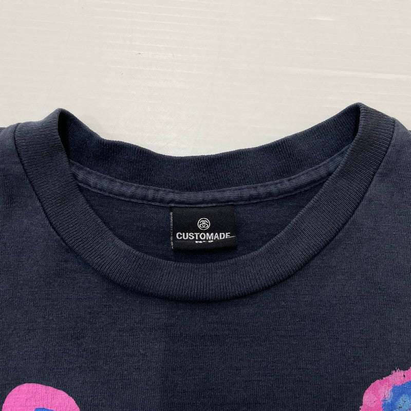 【中古品】【メンズ】 STUSSY ステューシー × CUSTOMADE NO3 DAGGERS DRAWN カスタムメイド ダガーズドローン 別注コラボ SKULL S/S TEE スカル ショートスリーブ Tシャツ 半袖トップス 142-260603-ss-07-tei サイズ：不明 カラー：ネイビー 万代Net店