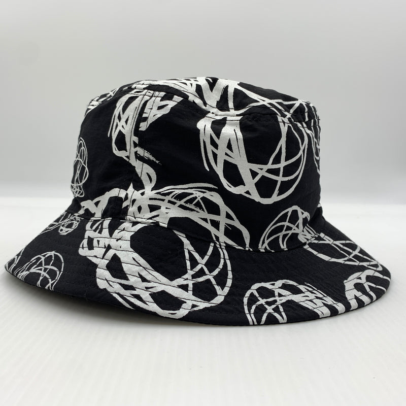 【中古品】【メンズ】 CROOKS&CASTLES クルックスアンドキャッスルズ × FUTURA フューチュラ 別注コラボ REVERSIBLE BUCKET HAT リバーシブル バケットハット 帽子 185-260730-yo-15-tei サイズ：不明 カラー：ブラック 万代Net店