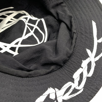 【中古品】【メンズ】 CROOKS&CASTLES クルックスアンドキャッスルズ × FUTURA フューチュラ 別注コラボ REVERSIBLE BUCKET HAT リバーシブル バケットハット 帽子 185-260730-yo-15-tei サイズ：不明 カラー：ブラック 万代Net店