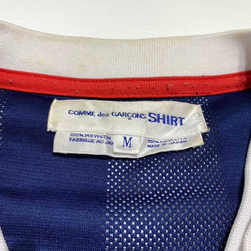 【現状渡し品】【メンズ】 COMME des Garcons コムデギャルソン DOCKING SOCCER TEE W12801 ドッキング サッカー Tシャツ 半袖 トップス 140-260531-ko-20-tei サイズ：M カラー：レッド 万代Net店