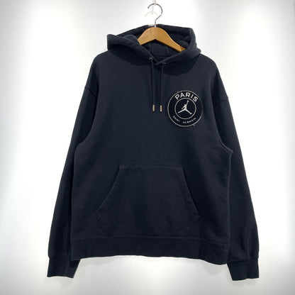 【中古品】【メンズ】 NIKE ナイキ × PARIS SAINT-GERMAIN パリ サンジェルマン 別注コラボ JORDAN PSG HOODIE CV9904-010 ジョーダン フーディ長袖 トップス プルオーバーパーカー 148-260826-yo-09-teih サイズ：M カラー：ブラック 万代Net店
