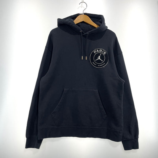 【中古品】【メンズ】 NIKE ナイキ × PARIS SAINT-GERMAIN パリ サンジェルマン 別注コラボ JORDAN PSG HOODIE CV9904-010 ジョーダン フーディ長袖 トップス プルオーバーパーカー 148-260826-yo-09-teih サイズ：M カラー：ブラック 万代Net店