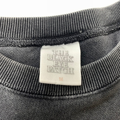 【中古品】【メンズ】 BlackEyePatch ブラックアイパッチ HANDLE WITH CARE PIGMENT DYED SWEAT ケア ピグメント ダイド スウェット トップス トレーナー 取扱注意 142-260602-ko-08-tei サイズ：M カラー：ブラック 万代Net店