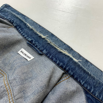 【中古品】【メンズ】 BALENCIAGA バレンシアガ 529177 TBP46 BACK LOGO DENIM JACKET バック ロゴ デニムジャケット ライトアウター Gジャン ダメージ加工 141-260602-ko-01-tei サイズ：34 カラー：インディゴ 万代Net店