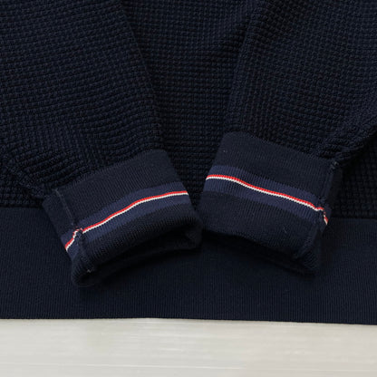 【中古品】【メンズ】 MONCLER モンクレール 18AW WAPPEN LOGO WAFFLE CREWNECK KNIT D20919033800 ワッペンロゴ ワッフル クルーネック ニット 長袖 トップス 141-260606-yo-09-tei サイズ：XL カラー：ネイビー 万代Net店