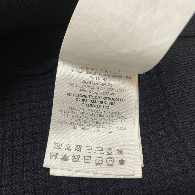 【中古品】【メンズ】 MONCLER モンクレール 18AW WAPPEN LOGO WAFFLE CREWNECK KNIT D20919033800 ワッペンロゴ ワッフル クルーネック ニット 長袖 トップス 141-260606-yo-09-tei サイズ：XL カラー：ネイビー 万代Net店