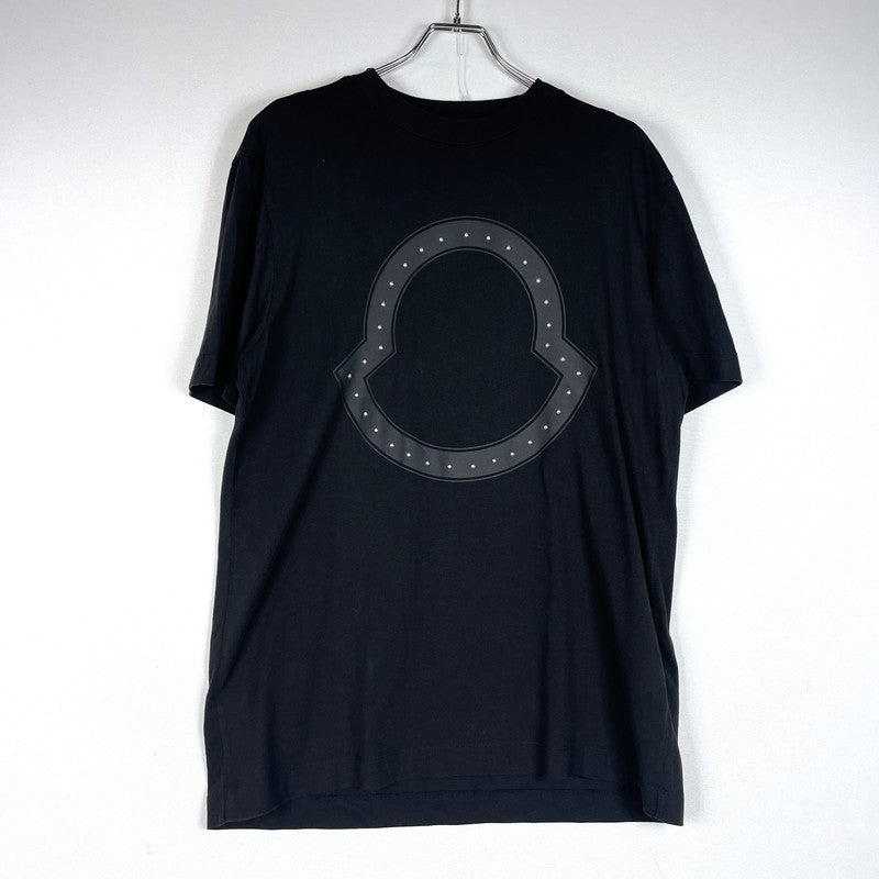 【中古品】【メンズ】 MONCLER モンクレール 22SS STUDS LOGO SS TEE H10918C00015 8390T スタッズ ロゴ ショートスリーブ Tシャツ 半袖 トップス 141-260606-yo-08-tei サイズ：M カラー：ブラック 万代Net店
