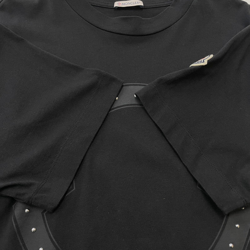 【中古品】【メンズ】 MONCLER モンクレール 22SS STUDS LOGO SS TEE H10918C00015 8390T スタッズ ロゴ ショートスリーブ Tシャツ 半袖 トップス 141-260606-yo-08-tei サイズ：M カラー：ブラック 万代Net店