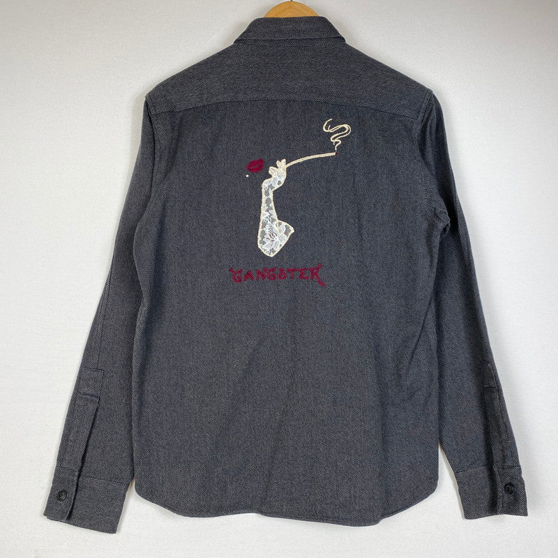 【中古品】【メンズ】 GANGSTERVILLE ギャングスタービル EMBROIDERED L/S SHIRT 刺繍 ロングスリーブ シャツ 長袖トップス 145-260716-ss-07-tei サイズ：S カラー：ブラック系 万代Net店