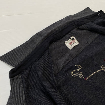 【中古品】【メンズ】 GANGSTERVILLE ギャングスタービル EMBROIDERED L/S SHIRT 刺繍 ロングスリーブ シャツ 長袖トップス 145-260716-ss-07-tei サイズ：S カラー：ブラック系 万代Net店