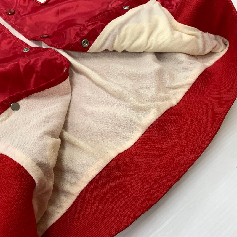 【現状渡し品】【メンズ】 product プロダクト SNAP BOMBER JACKET BUDWEISER スナップ ボンバージャケット バドワイザー ライトアウター スタジャン 145-260610-ko-12-tei サイズ：不明 カラー：レッド 万代Net店