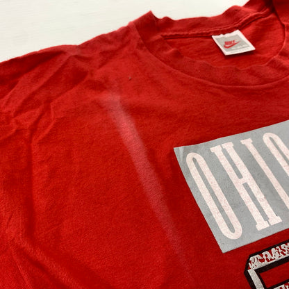 【現状渡し品】【メンズ】 NIKE ナイキ 90's OHIO STATE BUCKEYES S/S TEE 90年代 オハイオ ステイツ バックアイズ ショートスリーブ Tシャツ 半袖 トップス 148-260607-ko-08-tei サイズ：XL カラー：レッド 万代Net店