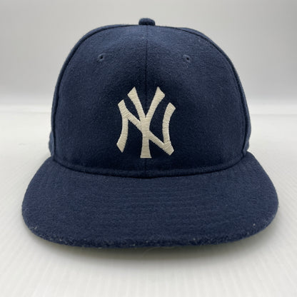 【中古品】【メンズ】 NEW ERA ニューエラ × FEAR OF GOD ESSENTIALS フィアオブゴッド エッセンシャルズ 別注 コラボ 59FIFTY WOOL RETRO CROWN CAP ウール レトロ クラウン キャップ 帽子 185-260805-ko-07-tei カラー：ネイビー 万代Net店