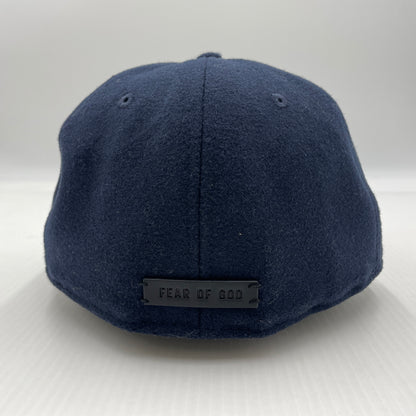 【中古品】【メンズ】 NEW ERA ニューエラ × FEAR OF GOD ESSENTIALS フィアオブゴッド エッセンシャルズ 別注 コラボ 59FIFTY WOOL RETRO CROWN CAP ウール レトロ クラウン キャップ 帽子 185-260805-ko-07-tei カラー：ネイビー 万代Net店