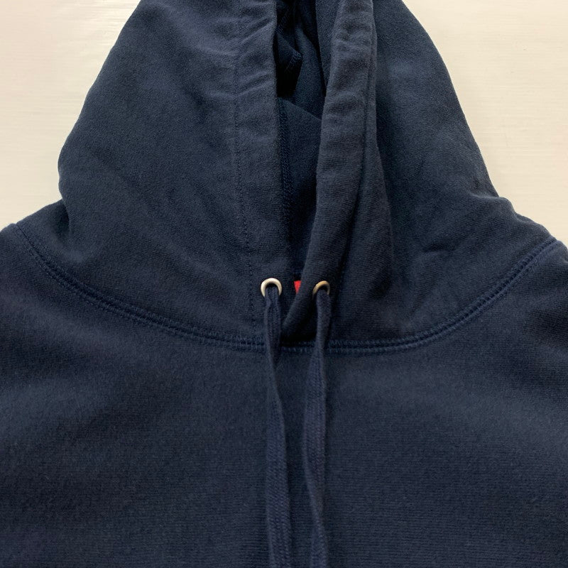 【中古品】【メンズ】 Supreme シュプリーム × SWAROVSKI スワロフスキー 別注 コラボ 25AW MOTION LOGO HOODED SWEATSHIRT モーション ロゴ フーデッド スウェット トップス プルオーバーパーカー 149-260610-ko-15-tei サイズ：XL カラー：ネイビー 万代Net店