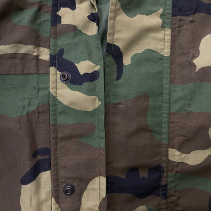 【現状渡し品】【メンズ】 ECWCS エクワックス COLD WEATHER PARKA CAMOUFLAGE コールドウェザー パーカー カモフラージュ ライトアウター ミリタリージャケット 145-260613-ss-02-tei サイズ：L カラー：カモ 万代Net店