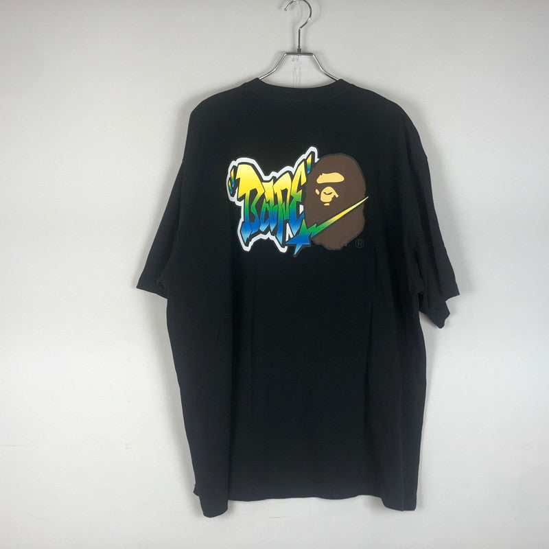 【中古品】【メンズ】 ABATHING APE ア・ベイジング・エイプ GRAFFITI RELAXED FIT TEE 001CSJ201020I グラフィック リラックスフィット Tシャツ 半袖 トップス 142-260609-sa-02-tei サイズ：2XL カラー：ブラック 万代Net店
